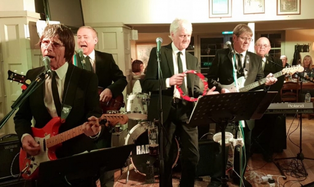 Image of the band at The Chequers